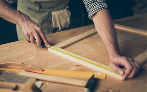 The Cost of Hiring a Carpenter to Build Shelves